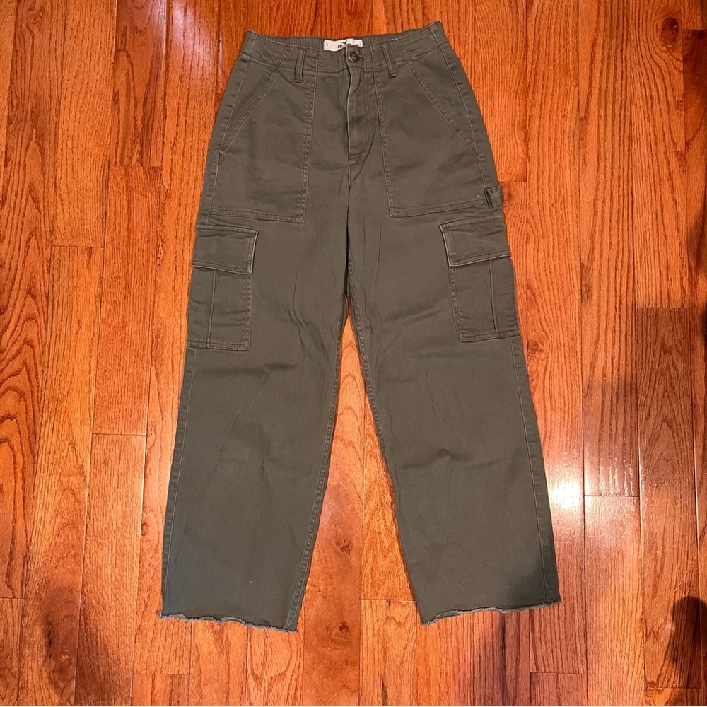 Hollister Army Green Cargo Pants